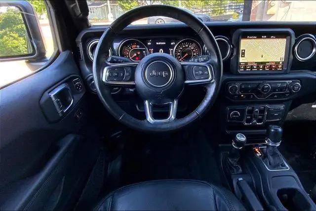 2023 Jeep Wrangler 4-Door Sahara Altitude 4x4