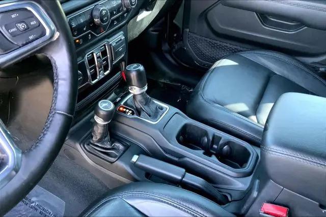 2023 Jeep Wrangler 4-Door Sahara Altitude 4x4