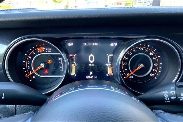 2023 Jeep Wrangler 4-Door Sahara Altitude 4x4