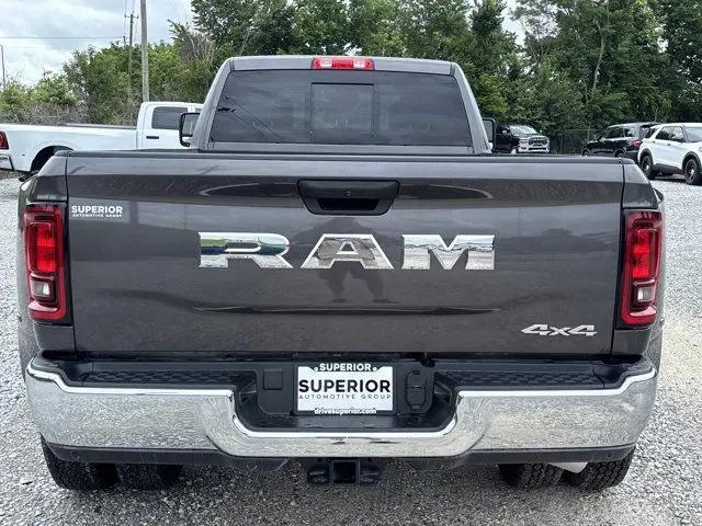 2026 Ram 3500 Tradesman Crew Cab 4x4 8' Box