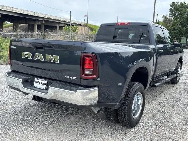 2026 Ram 3500 Tradesman Crew Cab 4x4 8' Box