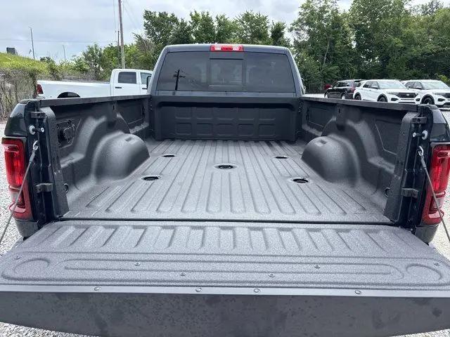 2026 Ram 3500 Tradesman Crew Cab 4x4 8' Box