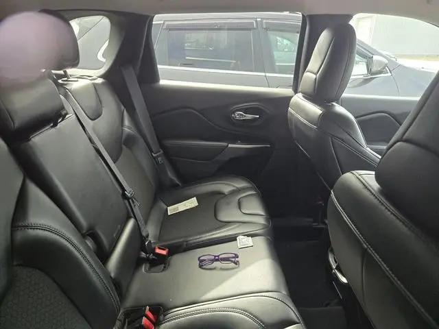 2020 Jeep Cherokee Latitude Plus FWD