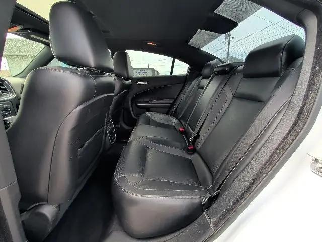 2015 Dodge Charger SXT