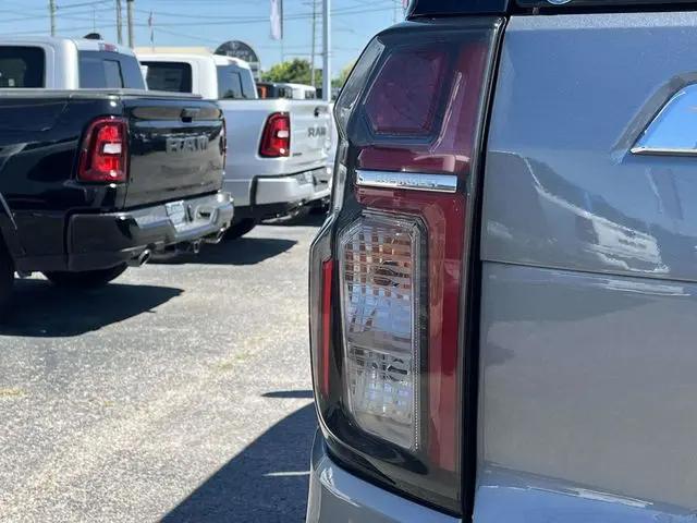 2021 Chevrolet Suburban 2WD LS