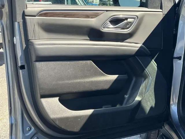 2021 Chevrolet Suburban 2WD LS