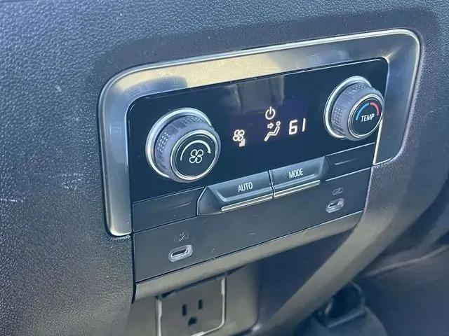 2021 Chevrolet Suburban 2WD LS
