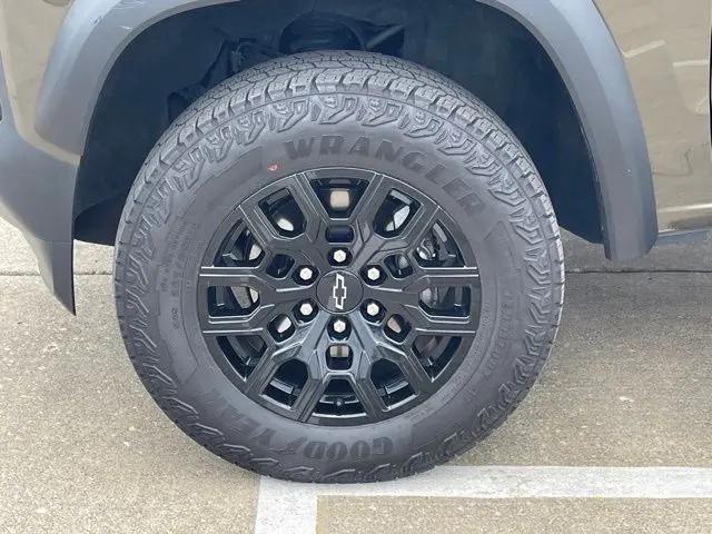 2023 Chevrolet Colorado 4WD Crew Cab Short Box Trail Boss