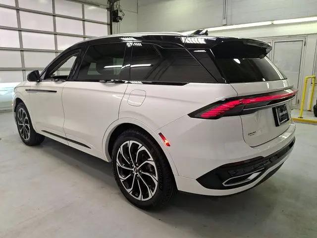 2025 Lincoln Nautilus Reserve