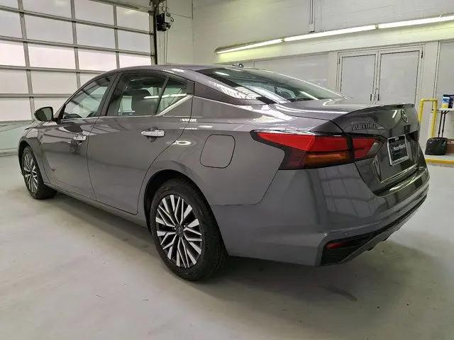2025 Nissan Altima SV AWD