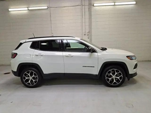 2024 Jeep Compass Latitude 4x4