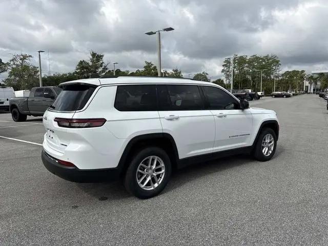 2023 Jeep Grand Cherokee L Laredo 4x4