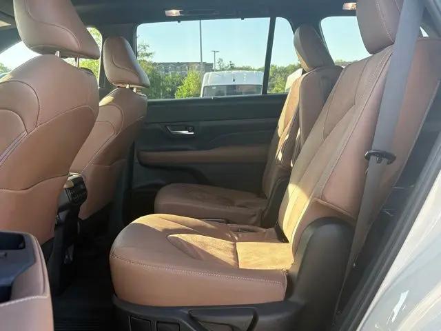 2024 Toyota Grand Highlander Hybrid Platinum MAX
