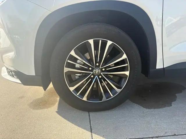 2024 Toyota Grand Highlander Hybrid Platinum MAX