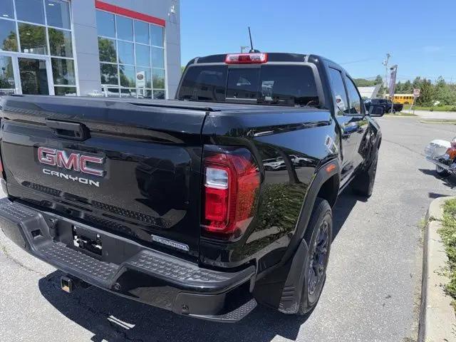 2023 GMC Canyon 2WD Crew Cab Short Box Elevation