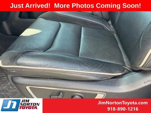 2022 Ram 1500 Laramie Crew Cab 4x4 5'7" Box