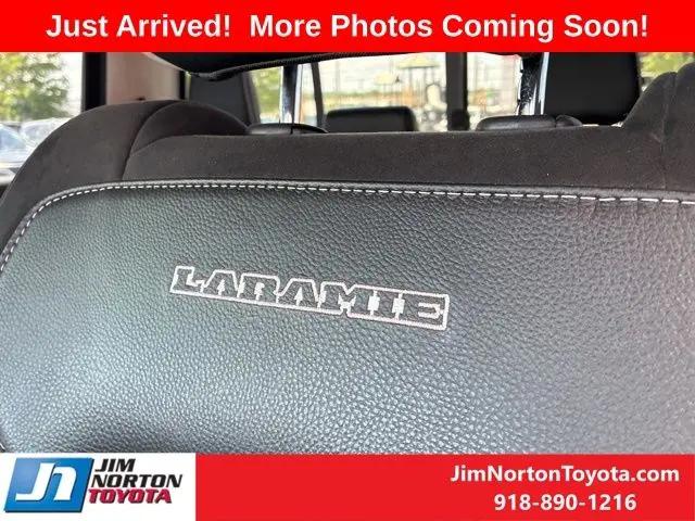 2022 Ram 1500 Laramie Crew Cab 4x4 5'7" Box