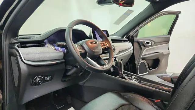 2025 Jeep Compass Latitude 4x4