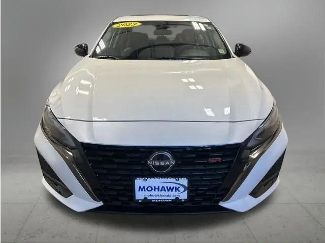 2023 Nissan Altima SR VC-Turbo FWD