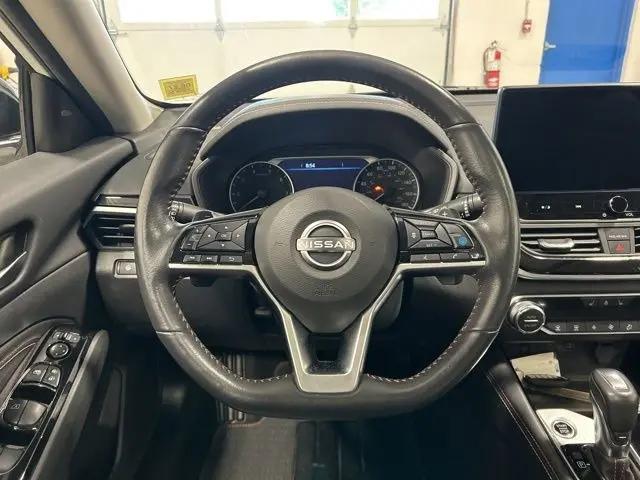 2023 Nissan Altima SR VC-Turbo FWD