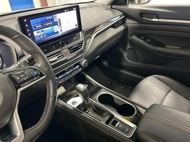 2023 Nissan Altima SR VC-Turbo FWD