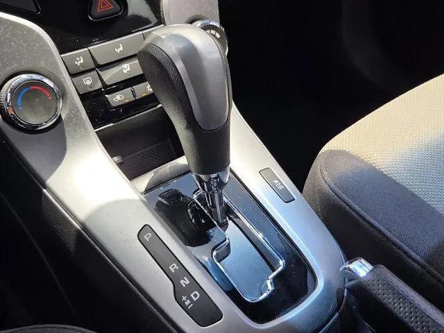 2012 Chevrolet Cruze LS
