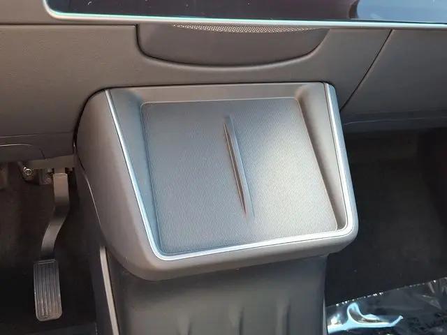 2026 Tesla Model Y Premium Rear-Wheel Drive