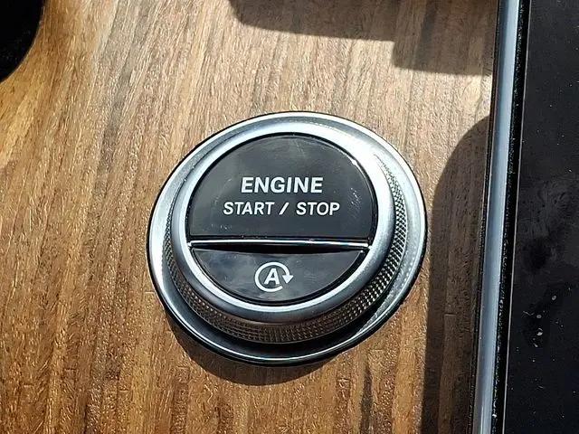 2023 Mercedes-Benz C-CLASS C 300 4MATIC Sedan