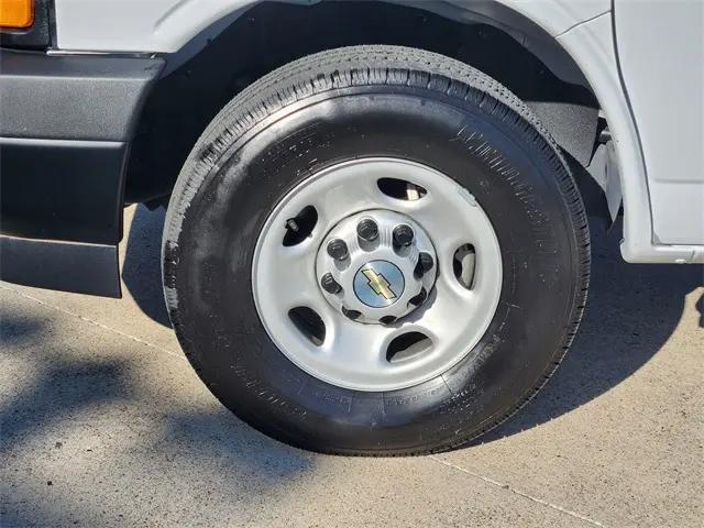 2024 Chevrolet Express Cargo Van RWD 3500 Extended Wheelbase WT