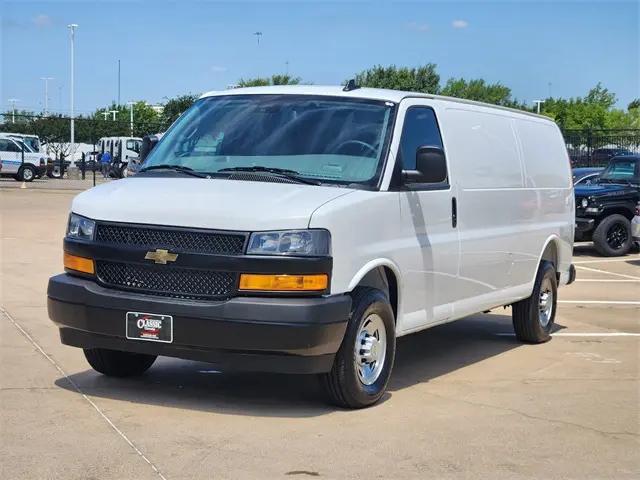 2025 Chevrolet Express Cargo Van RWD 3500 Extended Wheelbase WT