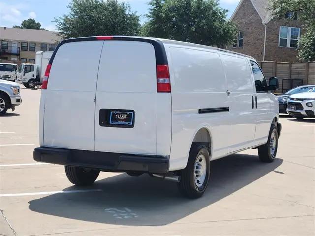 2025 Chevrolet Express Cargo Van RWD 3500 Extended Wheelbase WT