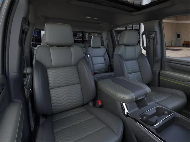 2026 Chevrolet Silverado 2500HD Crew Cab, Standard Bed, XR2, 4WD