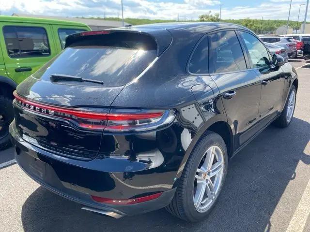 2020 Porsche Macan Macan