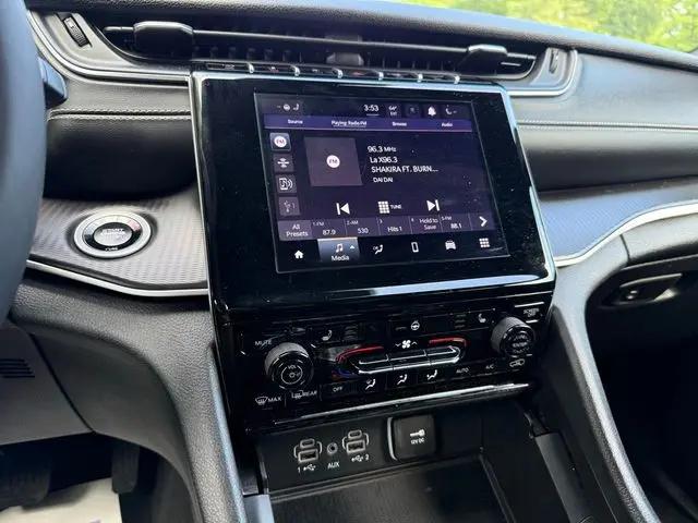 2024 Jeep Grand Cherokee L Altitude X 4x4