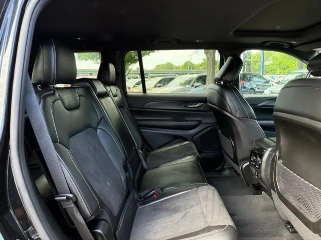 2024 Jeep Grand Cherokee L Altitude X 4x4