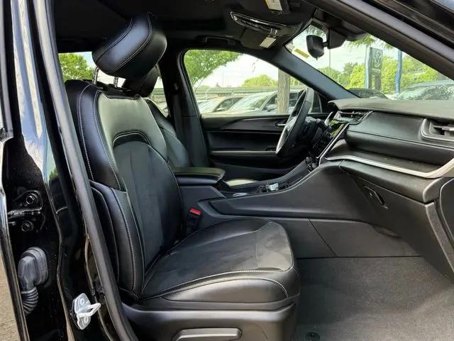 2024 Jeep Grand Cherokee L Altitude X 4x4