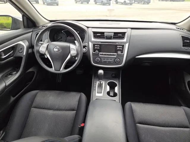 2017 Nissan Altima 2.5 SR