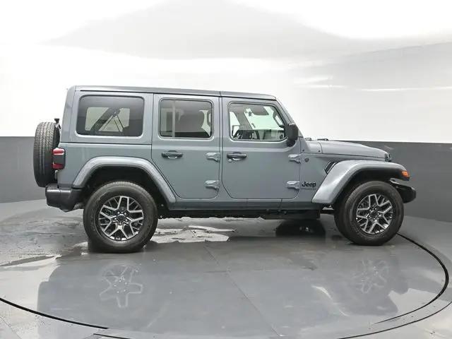 2026 Jeep Wrangler 4-Door Sahara 4x4