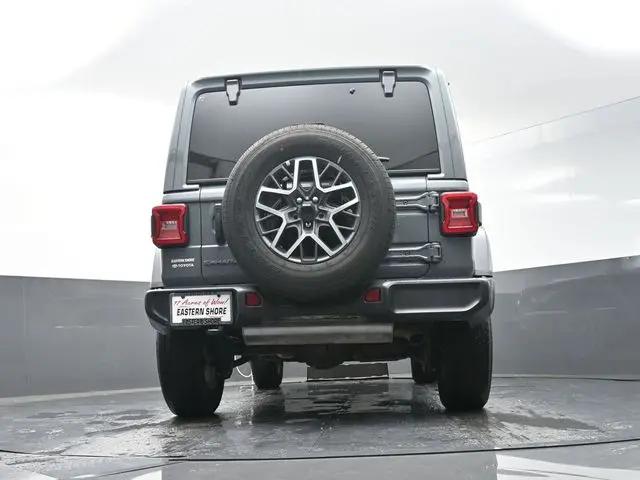 2026 Jeep Wrangler 4-Door Sahara 4x4