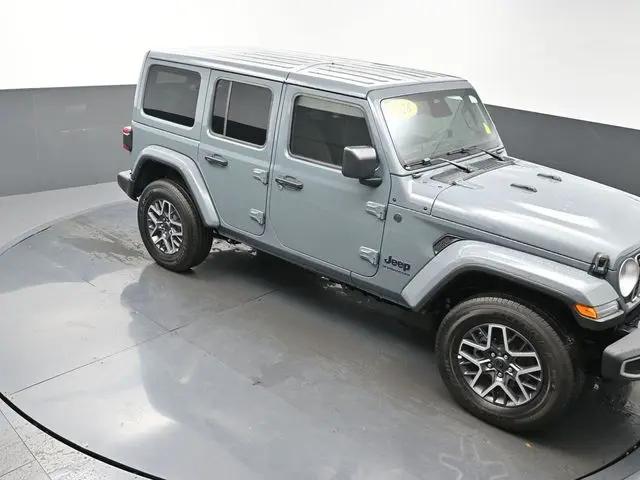 2026 Jeep Wrangler 4-Door Sahara 4x4