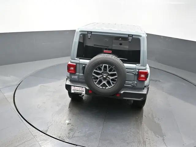 2026 Jeep Wrangler 4-Door Sahara 4x4