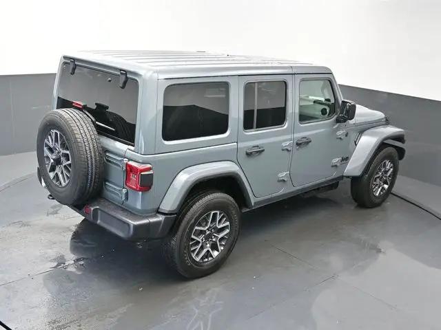 2026 Jeep Wrangler 4-Door Sahara 4x4