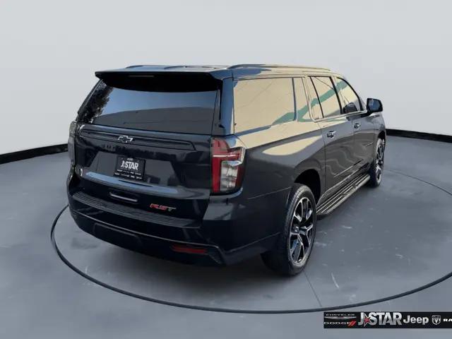 2024 Chevrolet Suburban 4WD RST