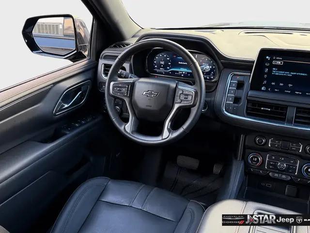 2024 Chevrolet Suburban 4WD RST