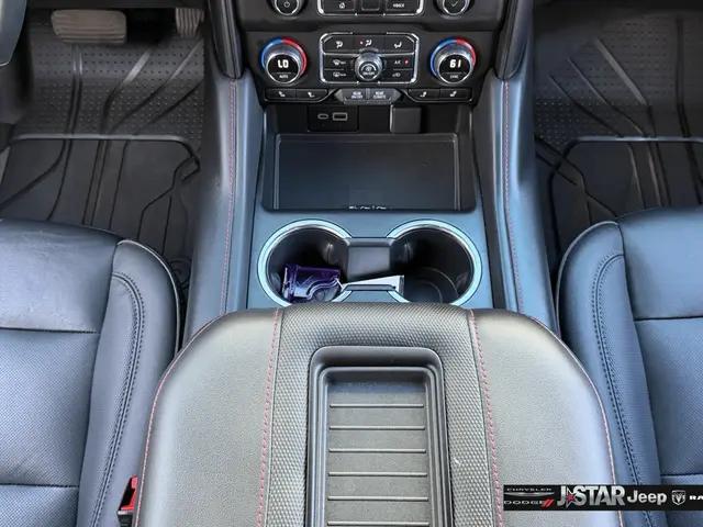 2024 Chevrolet Suburban 4WD RST