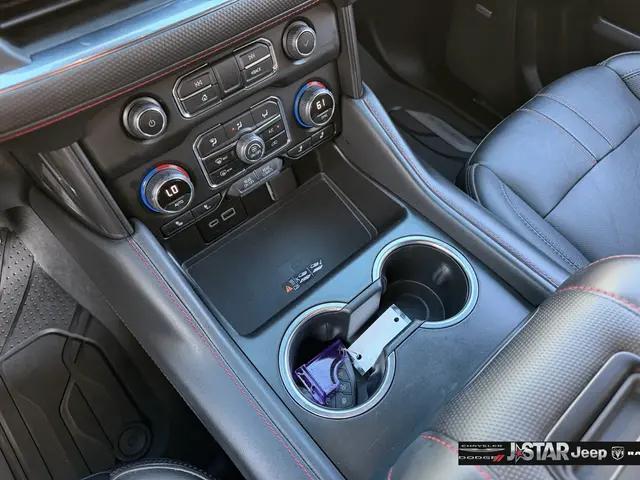 2024 Chevrolet Suburban 4WD RST