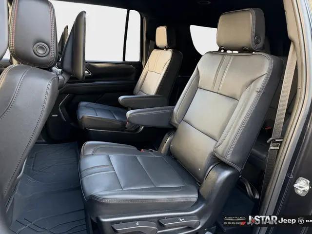 2024 Chevrolet Suburban 4WD RST