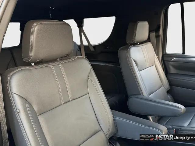 2024 Chevrolet Suburban 4WD RST