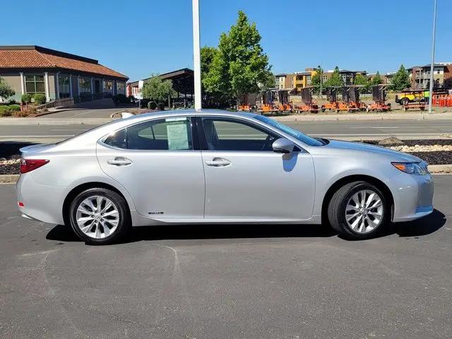 2015 Lexus ES 300h ES 300h