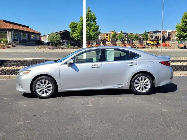 2015 Lexus ES 300h ES 300h